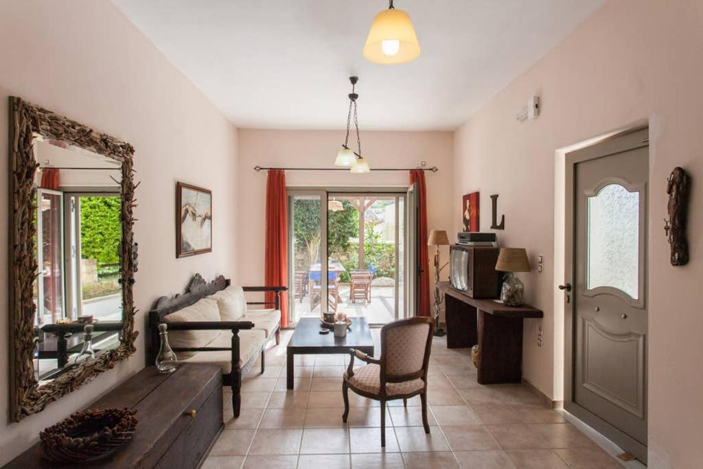 Nikolis Vacation House Vrísai Dış mekan fotoğraf
