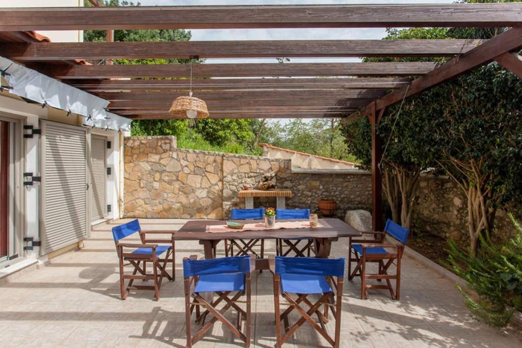 Nikolis Vacation House Vrísai Dış mekan fotoğraf