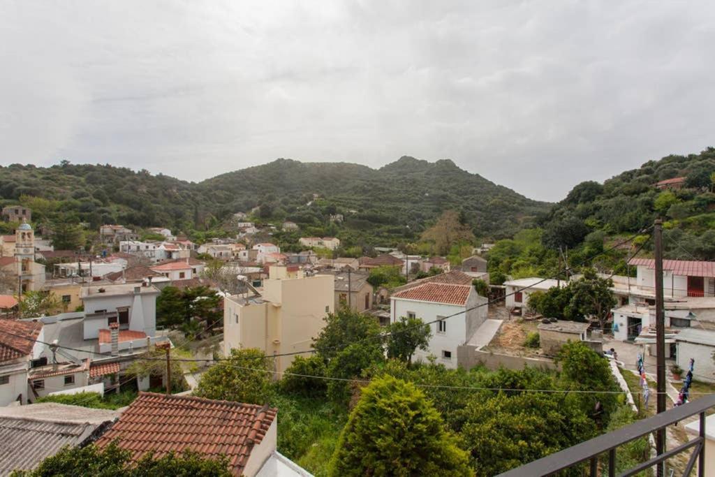 Nikolis Vacation House Vrísai Dış mekan fotoğraf